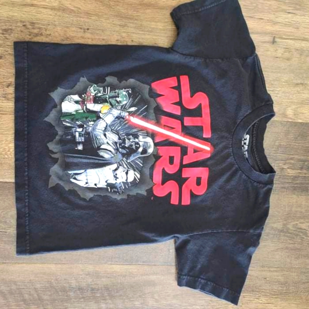 2/$12 Star Wars boys Small